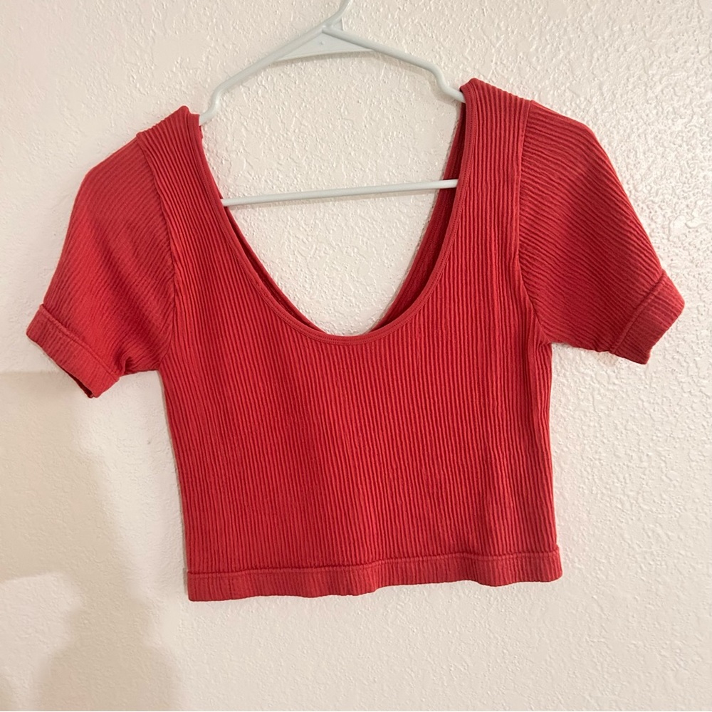 Love Tree reversible scoop/v neck crop